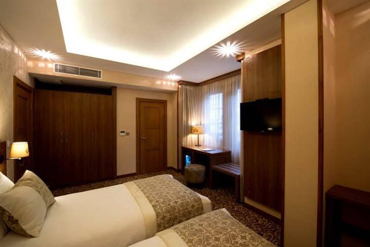 Cesmeli Konak Hotel Silivri Extérieur photo